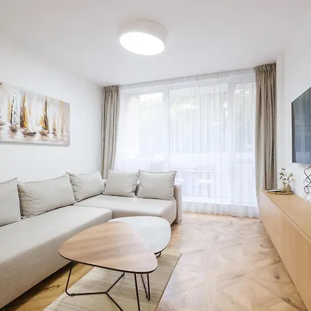 3br Free Parking Апартаменты